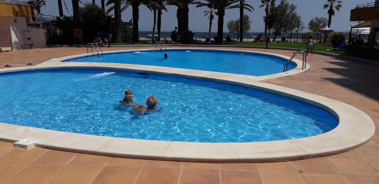 Premiere Ligne De Avec Piscine Apartment
