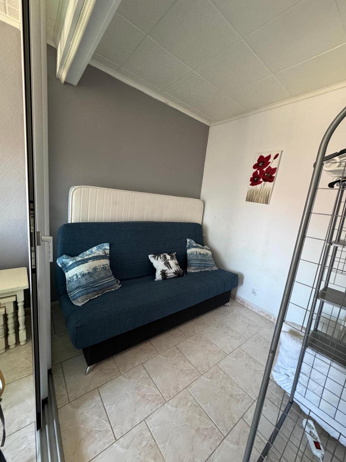 Apartment Premiere Ligne De Avec Piscine Roses
